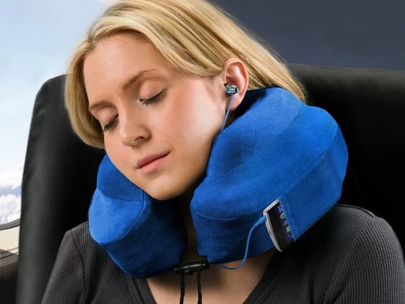 Travel neck pillow